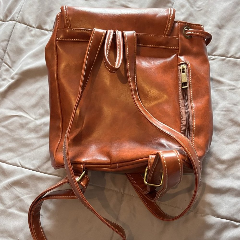 Small Backpack Style Purse - Picture 2 of 3